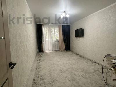 2-комнатная квартира · 49 м² · 5/5 этаж, Гагарина за 13.5 млн ₸ в Уральске