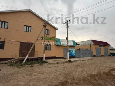 Еркін, кеңселер, дүкендер мен бутиктер, қоймалар, сұлулық салондары, ауыл шаруашылығы, медорталықтар мен дәріханалар, білім орталықтары, ойын-сауық · 398 м², бағасы: 250 млн ₸ в Махамбетах
