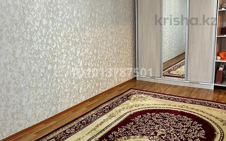 1-бөлмелі пәтер · 30 м² · 2/5 қабат, мкр №8 86 — Абая Мате Халка, бағасы: 210 000 ₸ в Алматы, Ауэзовский р-н — фото 2