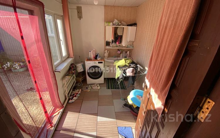 Саяжай · 3 бөлме · 60 м² · 4 жүзд., Жилгородок ш/а. 7 — Чернышевского 44, бағасы: 6 млн ₸ в Актобе, мкр Жилгородок — фото 2