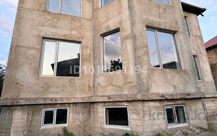 Отдельный дом · 10 комнат · 510 м² · 8 сот., Сатпаева за 120 млн ₸ в Туздыбастау (Калинино) — фото 2