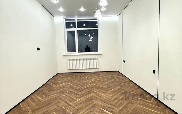 3-комнатная квартира · 74 м² · 4/12 этаж, Туран 67 за 57 млн ₸ в Астане, Есильский р-н — фото 42