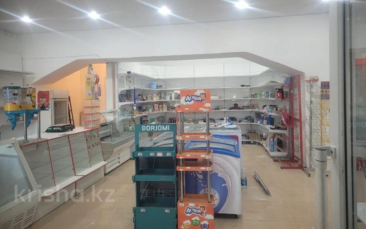 Дүкендер мен бутиктер · 72 м², бағасы: 35 млн ₸ в Семее — фото 10