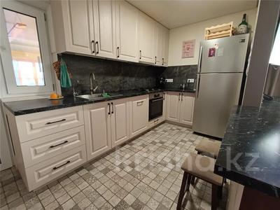 Жеке үй · 6 бөлме · 230 м² · 10 сот., мкр Новый Город, Космонавтов, бағасы: 85 млн 〒 в Караганде, Казыбек би р-н