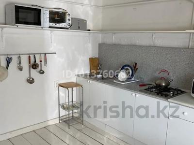 1-комнатная квартира · 50 м² · 3/9 этаж, Достык — Зенкова за 280 000 ₸ в Алматы, Медеуский р-н