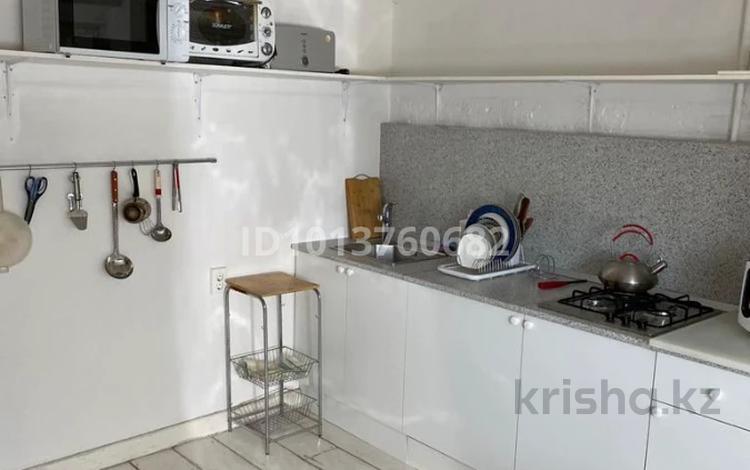 1-комнатная квартира · 50 м² · 3/9 этаж, Достык — Зенкова за 280 000 ₸ в Алматы, Медеуский р-н — фото 4