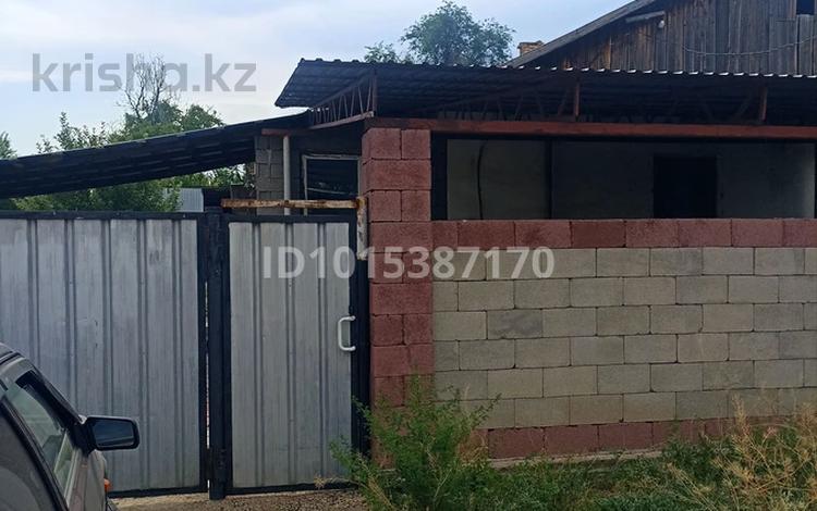 Часть дома · 4 комнаты · 80 м² · 9 сот., п. Арман — Школа 3 за 18 млн ₸ в Алатау — фото 2