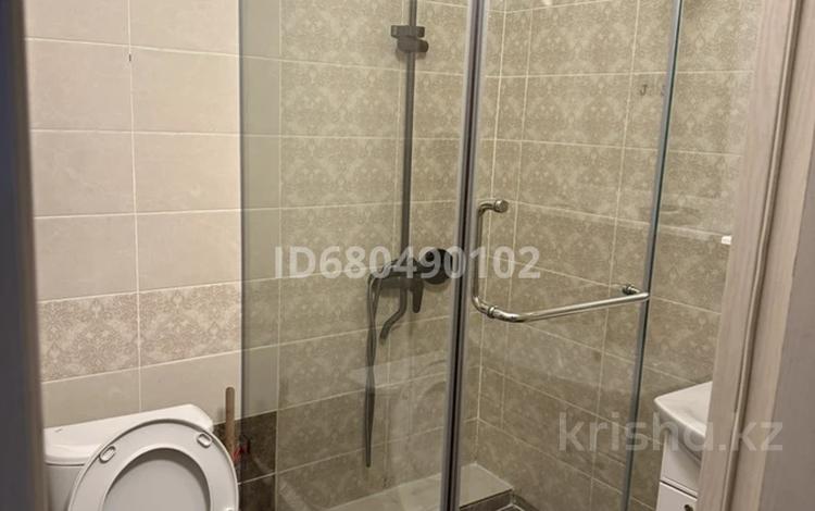 2-комнатная квартира · 44 м² · 2/5 этаж, мкр Аксай-3 9 — Толе би Момышулы за 230 000 ₸ в Алматы, Ауэзовский р-н — фото 11
