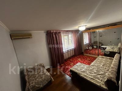 1-комнатная квартира · 37 м² · 1/5 этаж, мкр №6 за 240 000 〒 в Алматы, Ауэзовский р-н