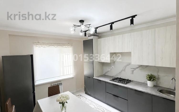 2-комнатная квартира · 64.6 м² · 8/9 этаж, мкр Нурсая, Елорда 6/3, 6/4, 6/5, 6/6, 6/7, 6/8, 6Б за 30 млн ₸ в Атырау — фото 2