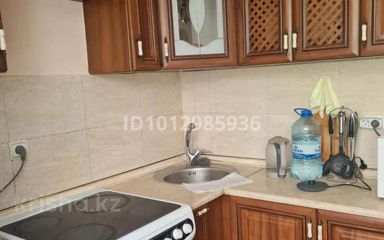 4-комнатная квартира · 78 м² · 2/9 этаж, мкр Самал-2 за 600 000 ₸ в Алматы, Медеуский р-н — фото 2