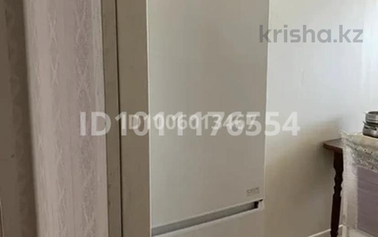2-бөлмелі пәтер · 45 м² · 4/5 қабат, мкр 11 85, бағасы: 21 млн ₸ в Актобе — фото 2