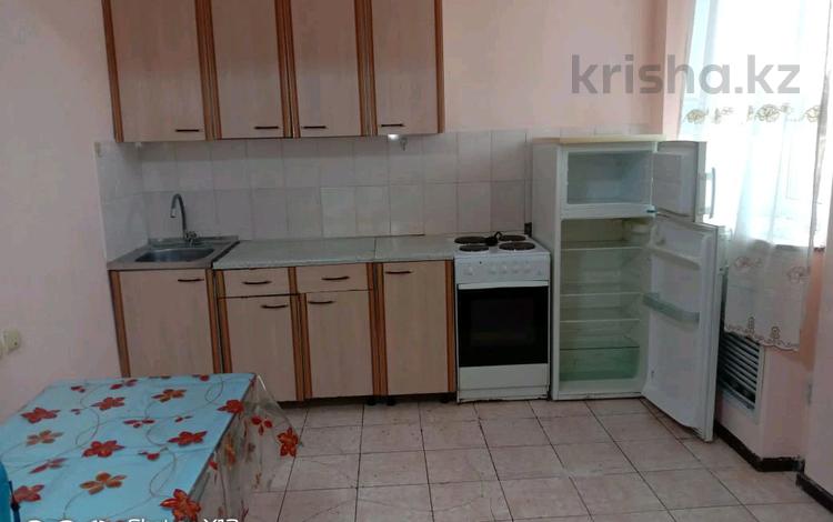 2-комнатная квартира · 43 м² · 2/5 этаж, мкр Жулдыз-2 30 — Возле магазина Магнум за 170 000 ₸ в Алматы, Турксибский р-н — фото 2