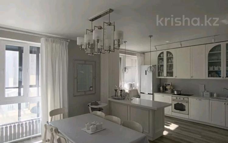 4-комнатная квартира · 112.4 м² · 8/12 этаж, Нарикбаева — Мухамедханова за 75 млн ₸ в Астане, Нура р-н — фото 2