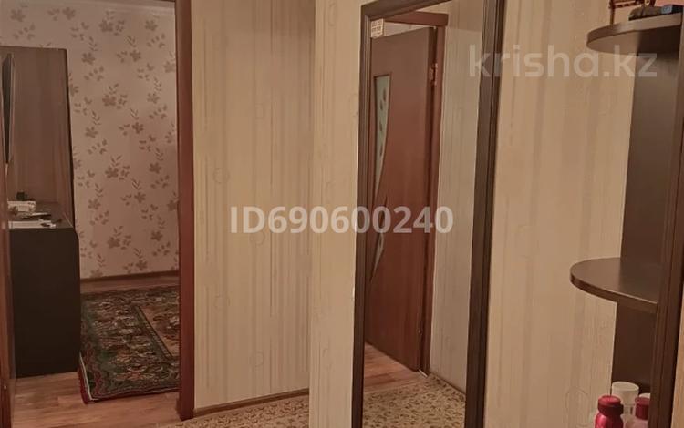 1-комнатная квартира, 31.8 м², 2/5 этаж, кабанбай батыра за 15 млн 〒 в Шымкенте, Аль-Фарабийский р-н — фото 3