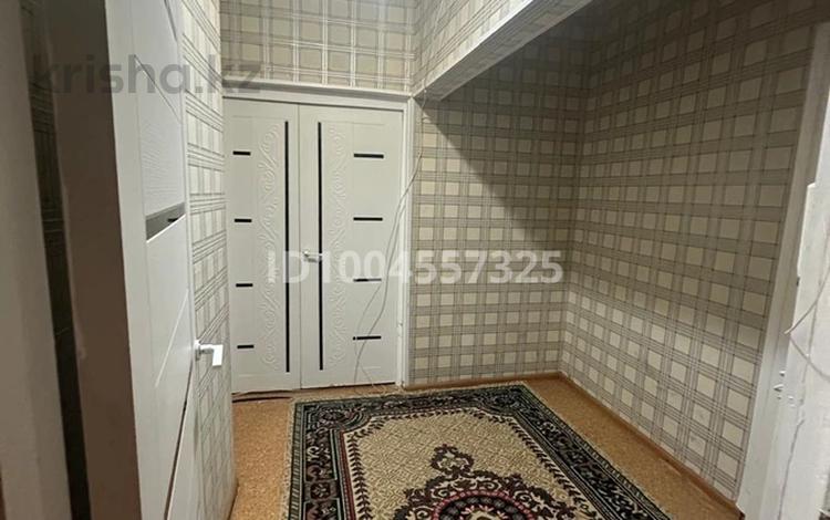 3-бөлмелі пәтер · 70 м² · 2/9 қабат, мкр Верхний Отырар 58/2, бағасы: 170 000 ₸ в Шымкенте, Туран р-н — фото 2