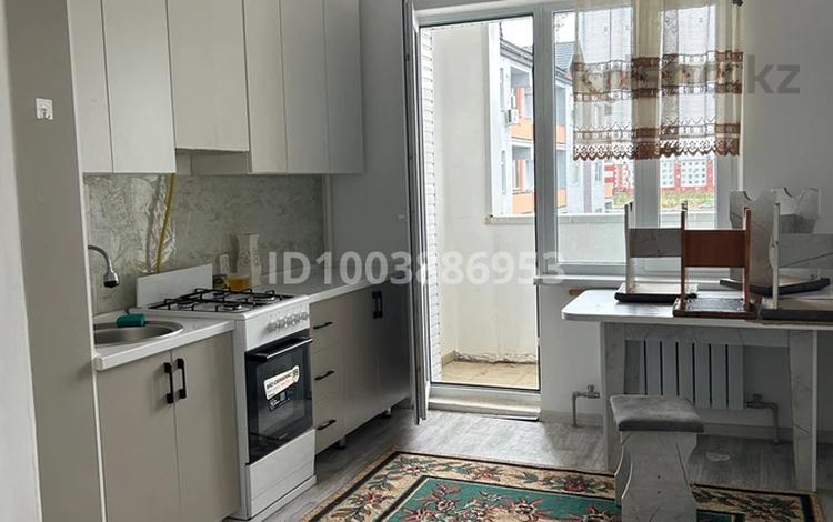 3-бөлмелі пәтер · 66 м² · 4/5 қабат, 15 мкр 50, бағасы: 120 000 ₸ в Таразе — фото 2