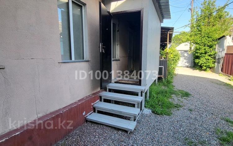 3-комнатная квартира · 87 м² · 1/1 этаж, Есенова — Уг. ул. шаврова за 290 000 ₸ в Алматы, Жетысуский р-н — фото 3