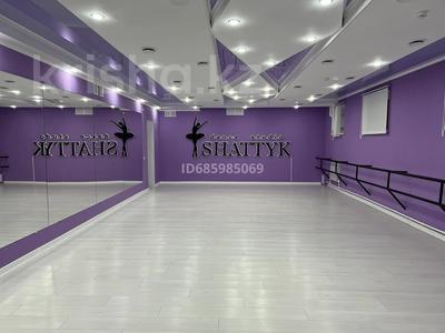 Продажа коммерческой недвижимости в Актюбинской обл.: Свободное назначение · 464 м² за 135 млн 〒 Свободное назначение · 464 м² за 135 млн 〒 в Актобе, мкр. Алтын орда