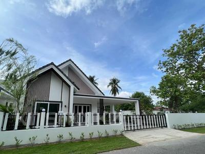 Отдельный дом · 4 комнаты · 212 м² · 1 сот., Паттайя 1 за ~ 51.1 млн 〒