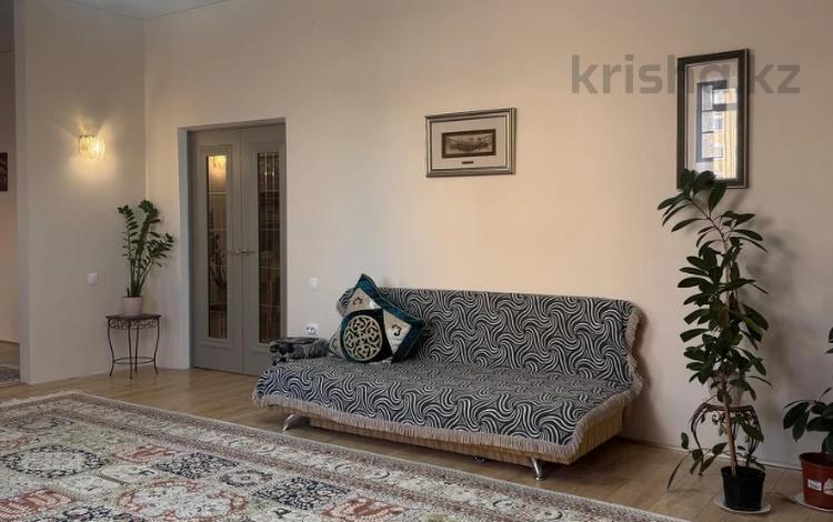 3-комнатная квартира · 133 м² · 1/5 этаж, мкр. Алтын орда за 45 млн ₸ в Актобе — фото 25