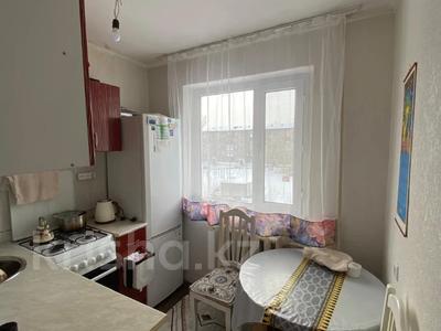 1-комнатная квартира · 31 м² · 3/5 этаж, Майкудук, 15й микрорайон 11 за 8.5 млн ₸ в Караганде, Алихана Бокейханова р-н