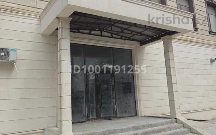 Свободное назначение · 608 м² за 152 млн 〒 в Актау, 28А мкр — фото 2