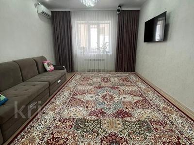 2-бөлмелі пәтер · 76.4 м² · 4/5 қабат, Алтын орда ш/а., бағасы: 23 млн ₸ в Актобе, мкр. Алтын орда