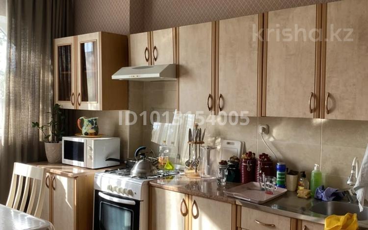 2-бөлмелі пәтер · 60 м² · 5/5 қабат, мкр Айнабулак-3 137, бағасы: 35.5 млн ₸ в Алматы, Жетысуский р-н — фото 2