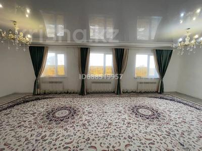 Отдельный дом • 6 комнат • 182 м² • 10 сот., Бейбитшилик 64 за 21.5 млн 〒 в Мартуке