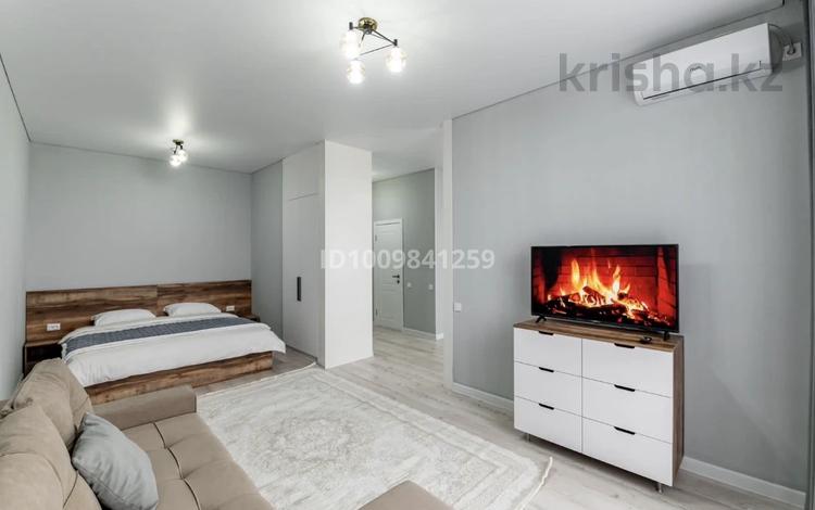 1-бөлмелі пәтер · 45 м² · 10/12 қабат, Аль-Фараби 5, бағасы: 17 000 ₸ в Астане, Есильский р-н — фото 2
