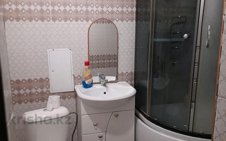 3-комнатная квартира · 58.8 м² · 3/5 этаж, Республика 46 — пересечение с Богенбай Батыра за 21 млн ₸ в Астане, Сарыарка р-н — фото 2