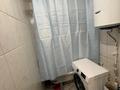 1-комнатная квартира · 36 м² · 1/5 этаж, Майкудук, 12й микрорайон 37 за 10 000 ₸ в Караганде, Алихана Бокейханова р-н — фото 3
