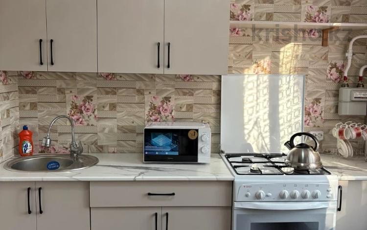 2-комнатная квартира · 52 м² · 3/10 этаж, Театральная 47 — Аренда 2 к квартиры с ремонтом и новой мебелью в районе драм театра Им. Пагодина за 160 000 ₸ в Петропавловске — фото 18