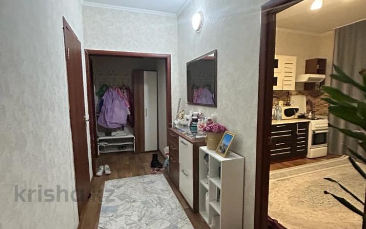 1-комнатная квартира, 42 м², 5/5 этаж, мкр Таугуль 27 за 25 млн 〒 в Алматы, Ауэзовский р-н — фото 2
