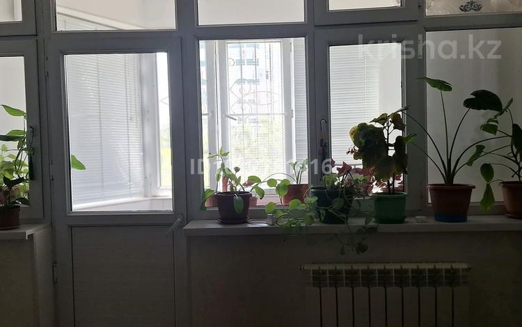 1-бөлмелі пәтер · 42 м² · 1/5 қабат, мкр Асар , Мкр Асар-1 10 — Бал-бұлақ бала бақшасы, бағасы: 30 млн ₸ в Шымкенте, Абайский р-н — фото 2