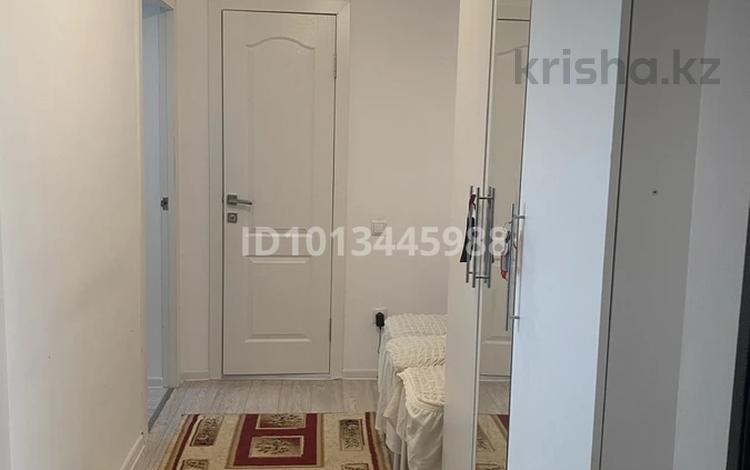 1-комнатная квартира · 37 м² · 1/5 этаж, жилой массив Есет Батыр, Район Алмата, ж.м Каргалы 28/10 за 12 млн ₸ в Актобе — фото 2