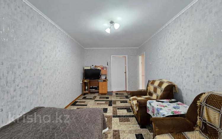 2-комнатная квартира · 44.7 м² · 2/5 этаж, пр. Строителей за 6 млн ₸ в Темиртау — фото 3