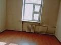 3-комнатная квартира, 64 м², 3/3 этаж, Ул. Кабанбай батыр за 16 млн 〒 в Талдыкоргане — фото 2