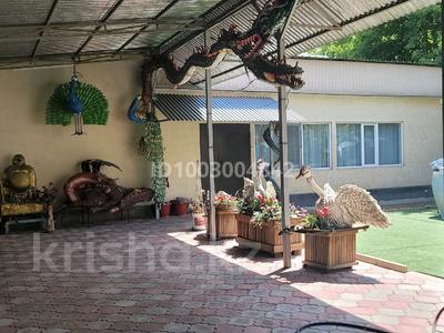 Жеке үй · 5 бөлме · 230 м² · 6 сот., Таджикская 14 — Раимбека-баумана, бағасы: 85 млн 〒 в Алматы