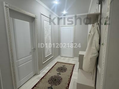 1-комнатная квартира · 70 м² · 1/5 этаж, 38-й мкр 6 за 2 500 ₸ в Актау