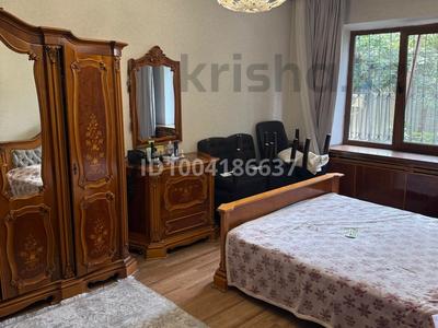 3-комнатная квартира · 90 м² · 1/9 этаж, Розыбакиева 136 за 450 000 ₸ в Алматы, Бостандыкский р-н