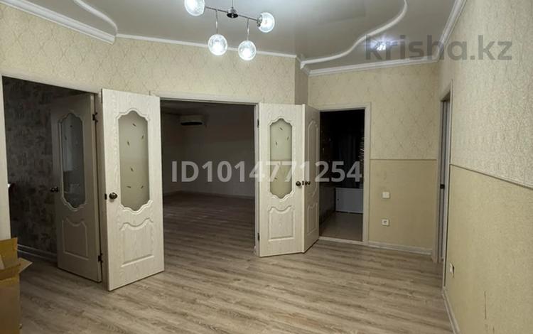 2-комнатная квартира · 89 м² · 2/5 этаж, мкр. Алтын орда, Батыс 2 10г — Алтын орда 10г за 250 000 ₸ в Актобе — фото 2