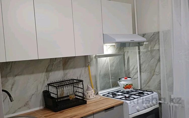1-комнатная квартира · 34 м² · 4/5 этаж, мкр 5, Тургенова 102/3 — Молдагулова за 140 000 ₸ в Актобе — фото 2
