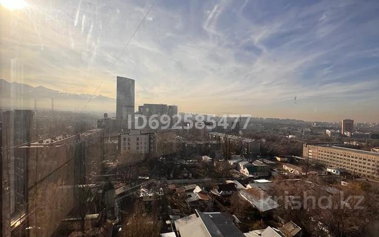 2-комнатная квартира, 70 м², 12/16 этаж, Аль-Фараби 53