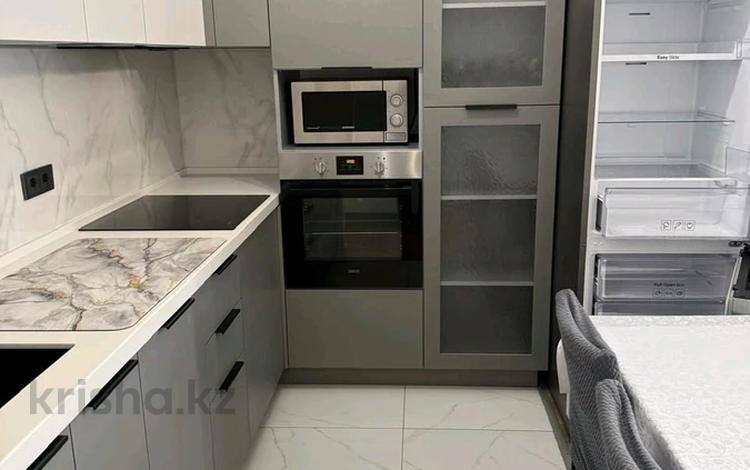 1-комнатная квартира · 40 м² · 4/12 этаж, Мкр. Самал-3 за 380 000 ₸ в Алматы, Медеуский р-н — фото 2