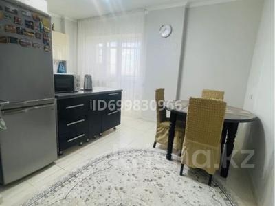 2-бөлмелі пәтер · 96 м² · 17/20 қабат, Богенбая 54 — Республика, бағасы: 280 000 〒 в Астане, Сарыарка р-н