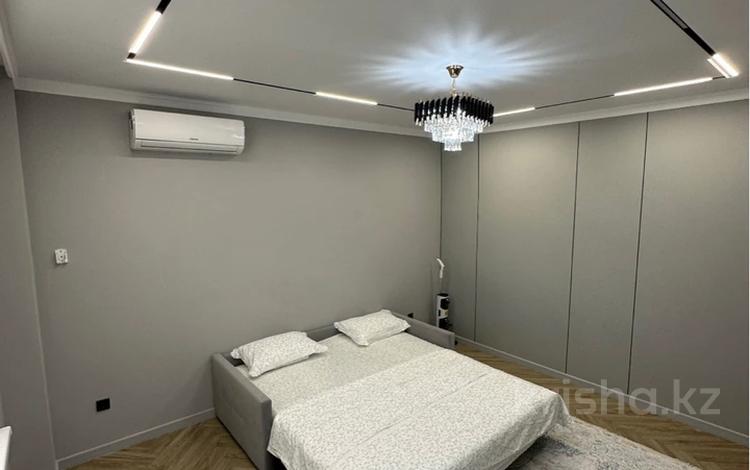 1-комнатная квартира · 40 м² · 1/5 этаж, Шевченко за 5 000 〒 в Талдыкоргане — фото 2