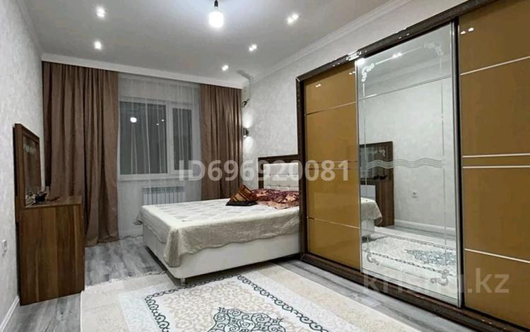 2-комнатная квартира · 65 м² · 3/9 этаж, мкр Нурсая, Мкрн Нурсая 6/5 блок 10 за 270 000 ₸ в Атырау — фото 16