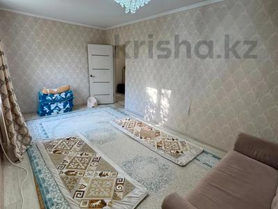 3-бөлмелі пәтер · 61 м² · 2/5 қабат, 1 ш/а, Тургенева, бағасы: 16.5 млн ₸ в Актобе, мкр 5